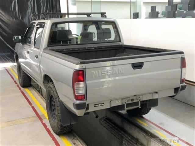 2001 Nissan Datsun Pickup