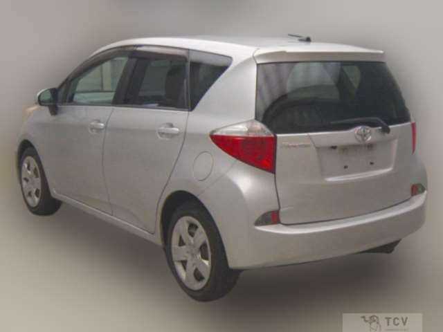 2011 Toyota Ractis