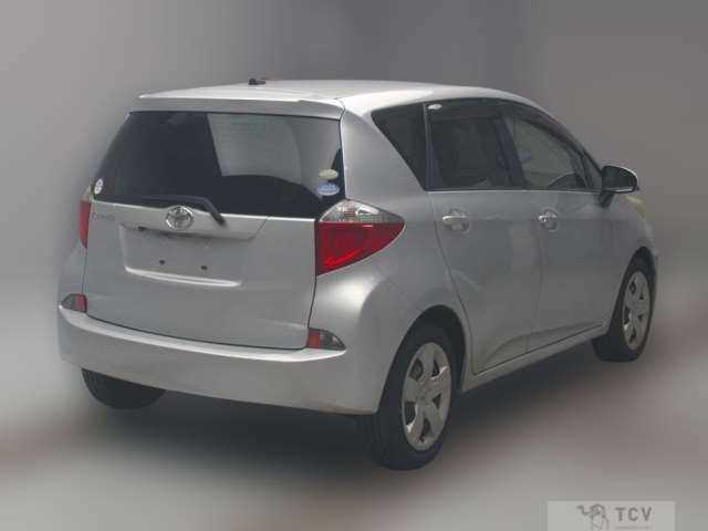 2011 Toyota Ractis