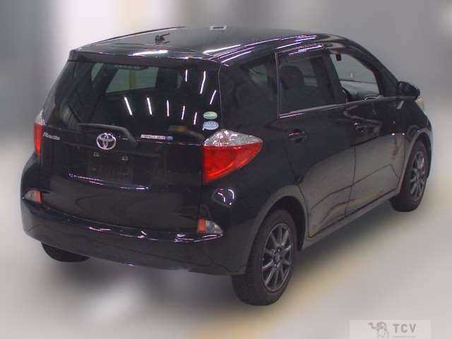 2013 Toyota Ractis