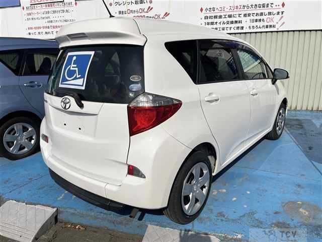2011 Toyota Ractis