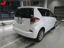 2014 Toyota Ractis