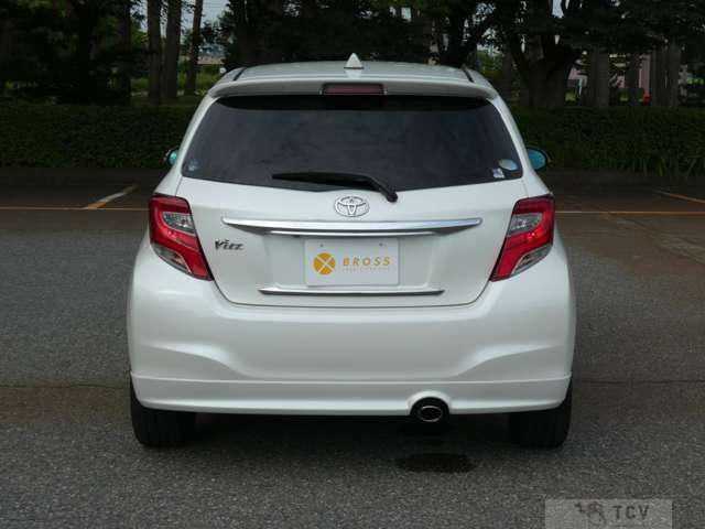 2016 Toyota Vitz