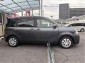 2010 Toyota Sienta