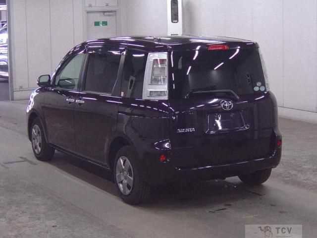 2012 Toyota Sienta
