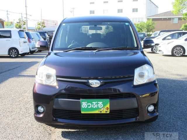 2011 Toyota Sienta
