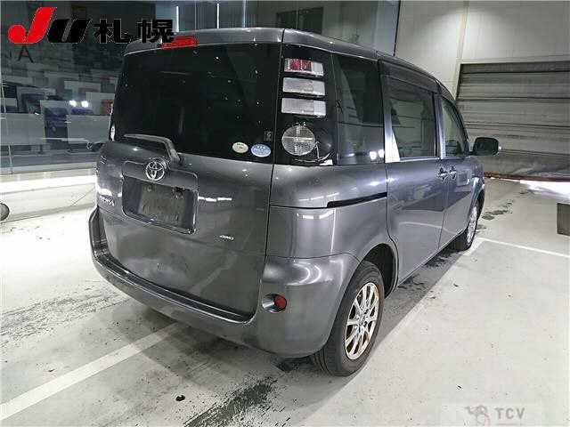 2010 Toyota Sienta