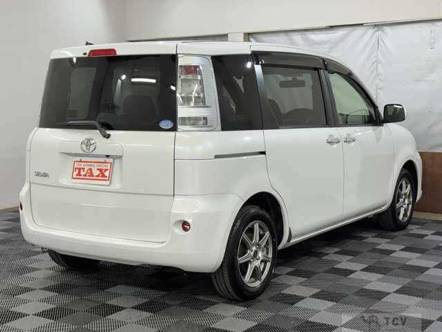 2012 Toyota Sienta