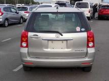2005 Toyota Raum