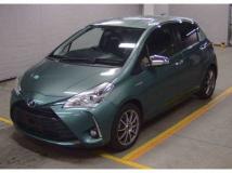 2017 Toyota Vitz