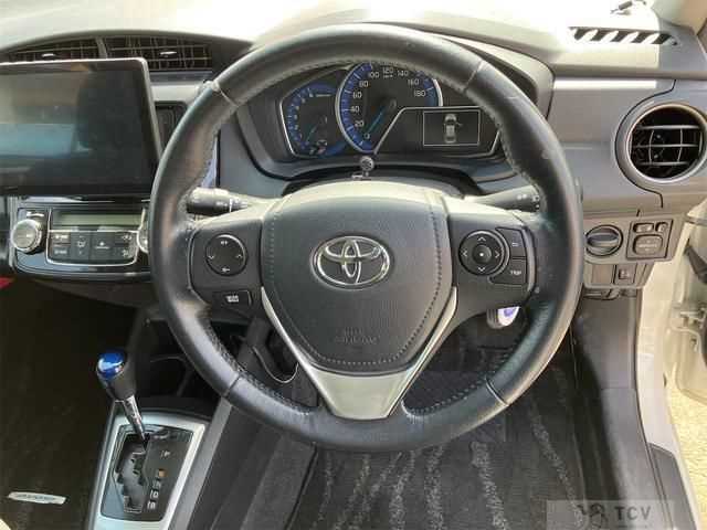 2013 Toyota Corolla Axio