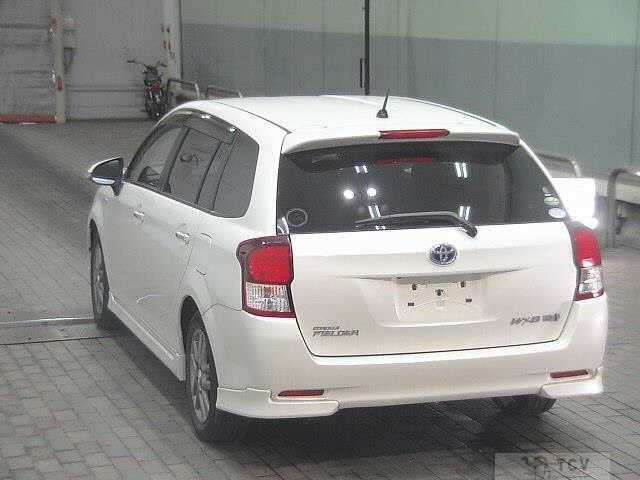 2015 Toyota Corolla Fielder