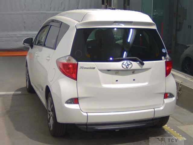 2012 Toyota Ractis