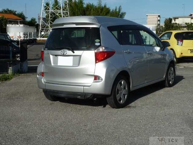 2013 Toyota Ractis