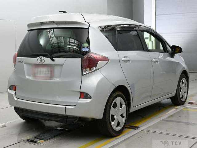 2014 Toyota Ractis