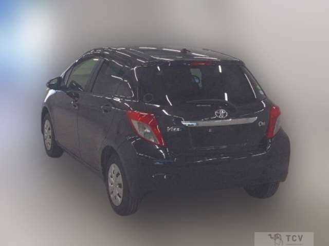 2013 Toyota Vitz