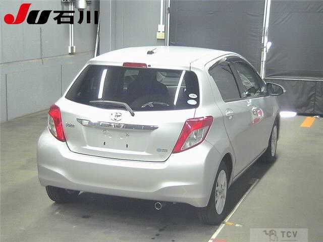 2011 Toyota Vitz