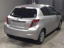 2011 Toyota Vitz
