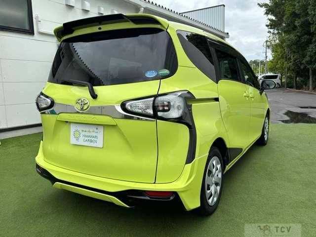 2015 Toyota Sienta