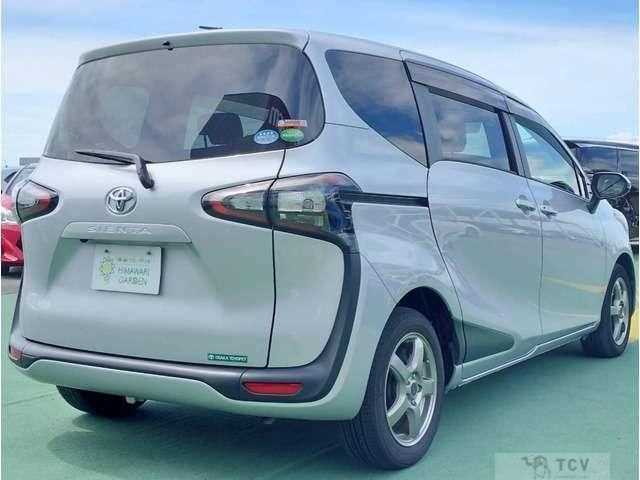 2015 Toyota Sienta