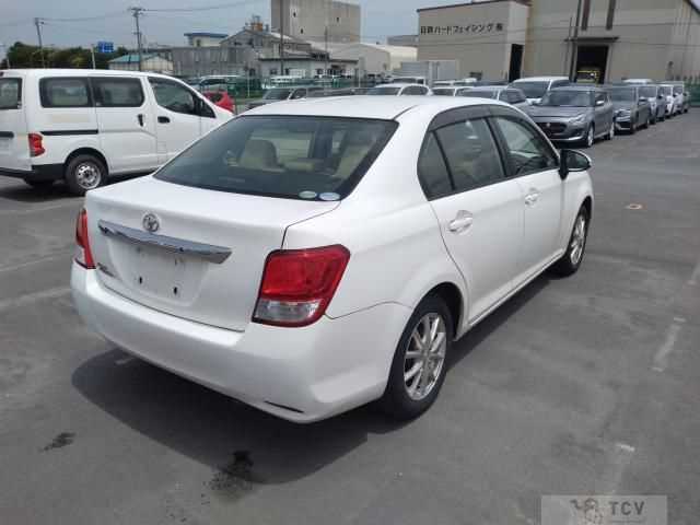2013 Toyota Corolla Axio