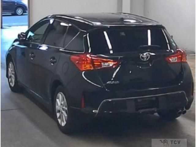 2013 Toyota Auris