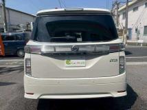 2015 Nissan Elgrand