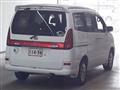 2001 Nissan Serena