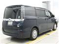 2014 Toyota Voxy