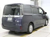 2015 Toyota Voxy