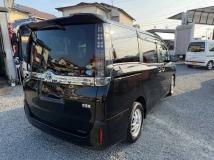 2015 Toyota Voxy