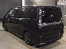 2014 Toyota Voxy