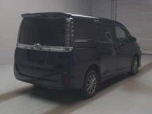 2015 Toyota Voxy