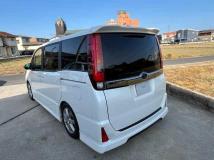 2014 Toyota Noah
