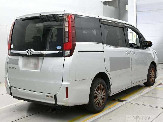 2015 Toyota Esquire