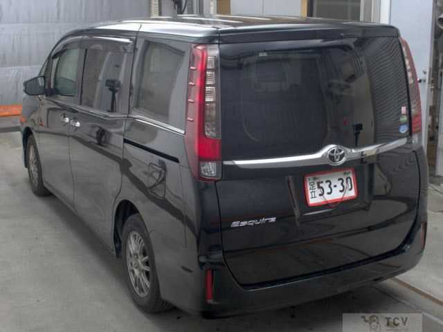 2016 Toyota Esquire