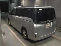 2015 Toyota Voxy