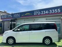 2016 Toyota Noah