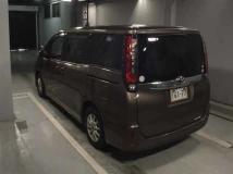 2015 Toyota Noah