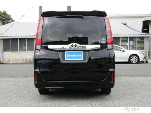 2016 Toyota Noah