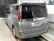 2016 Toyota Noah
