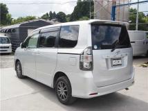 2009 Toyota Voxy
