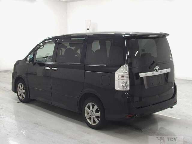 2009 Toyota Voxy