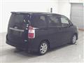 2009 Toyota Noah