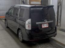 2010 Toyota Voxy