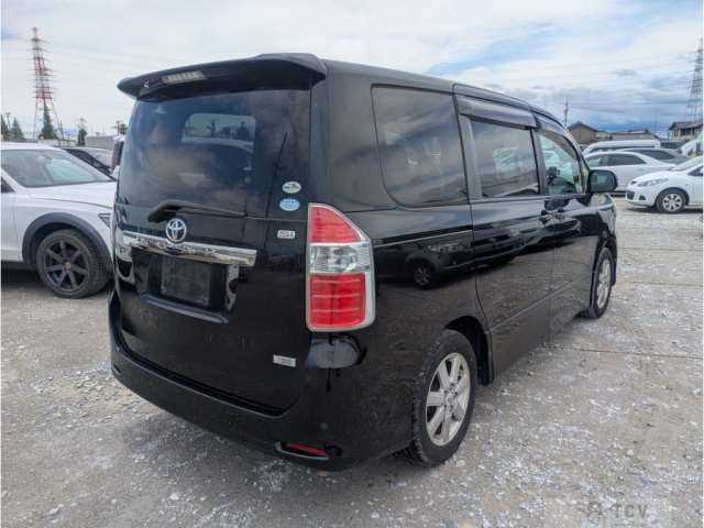 2009 Toyota Noah