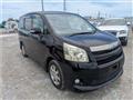 2009 Toyota Noah