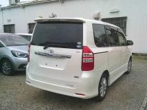 2011 Toyota Noah