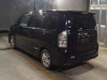 2010 Toyota Voxy