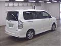 2010 Toyota Voxy